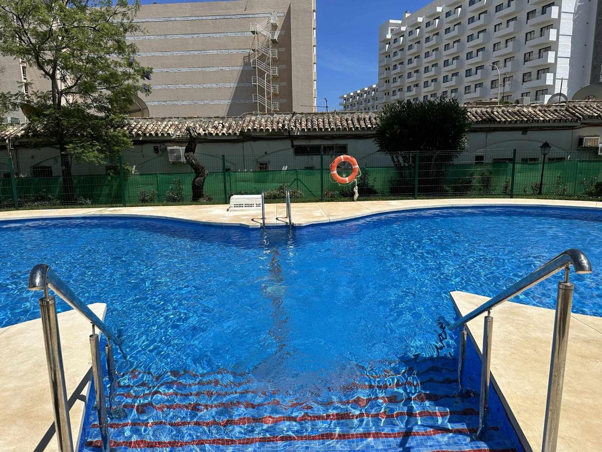 Apartamento La Carihuela A 2 Minutos De La Playa Torremolinos Ngoại thất bức ảnh