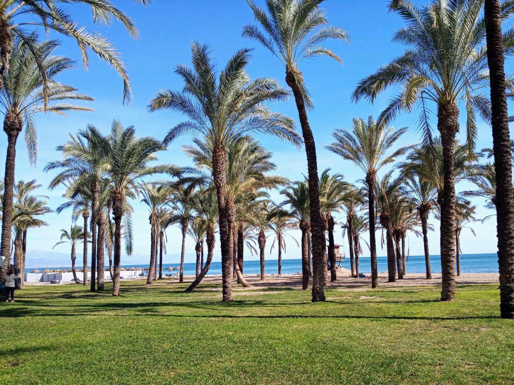 Apartamento La Carihuela A 2 Minutos De La Playa Torremolinos Ngoại thất bức ảnh